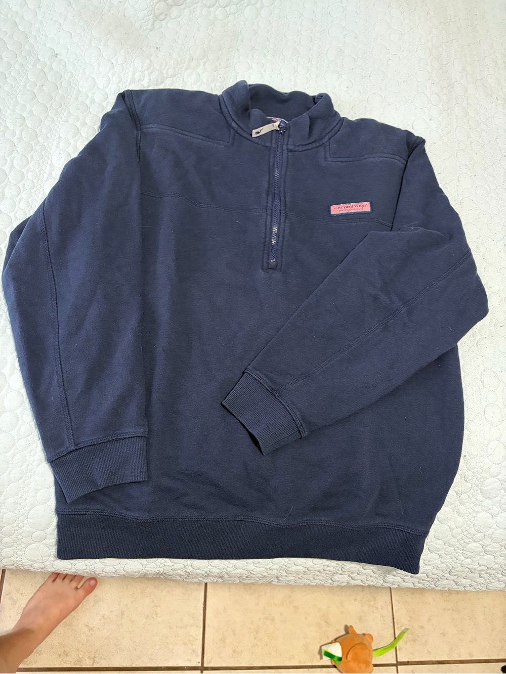 Vineyard Vines Men’s Navy Half-Zip Sweatshirt with Pink Logo Patch